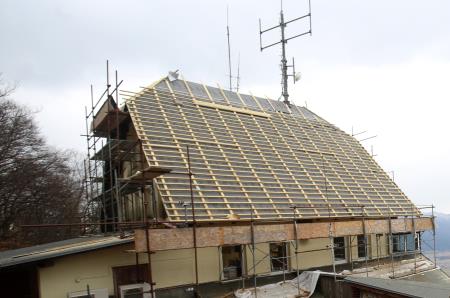 SLIVNICA OBNOVA STREHE 02 FOTO LJUBO VUKELIČ